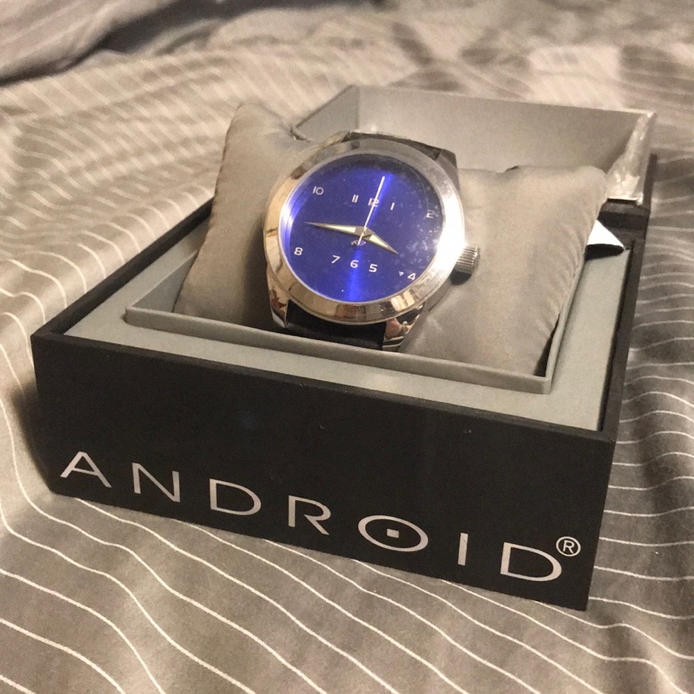 Android Horizon Quartz Watch